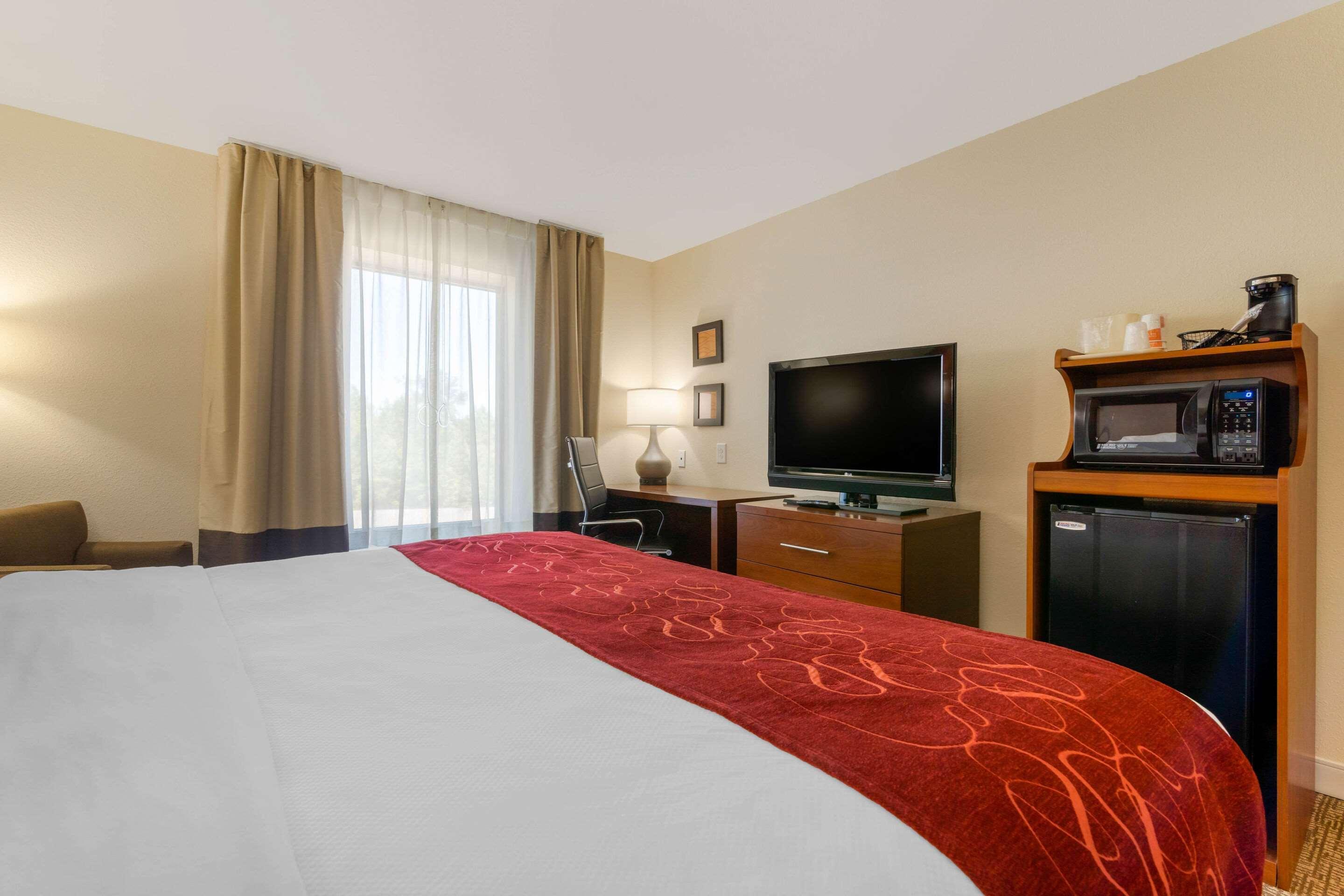 Comfort Inn & Suites Macon West Bagian luar foto