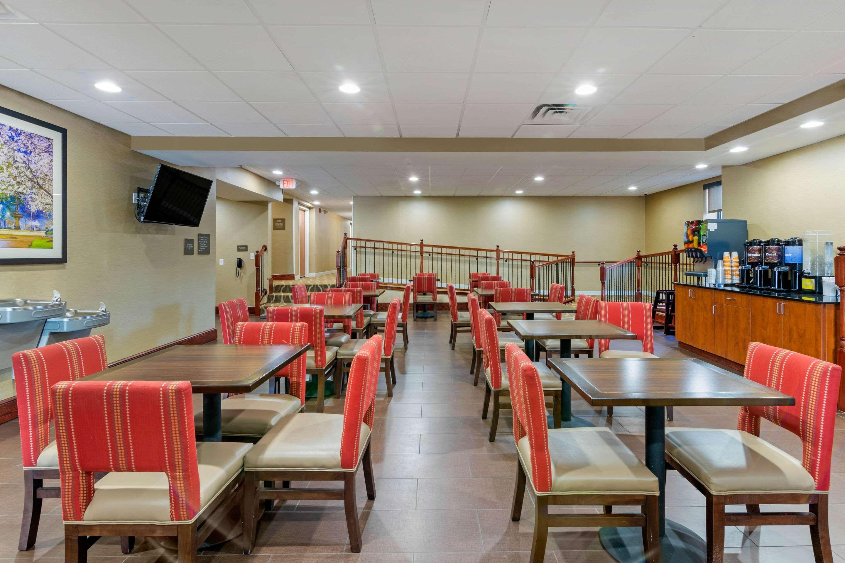 Comfort Inn & Suites Macon West Bagian luar foto