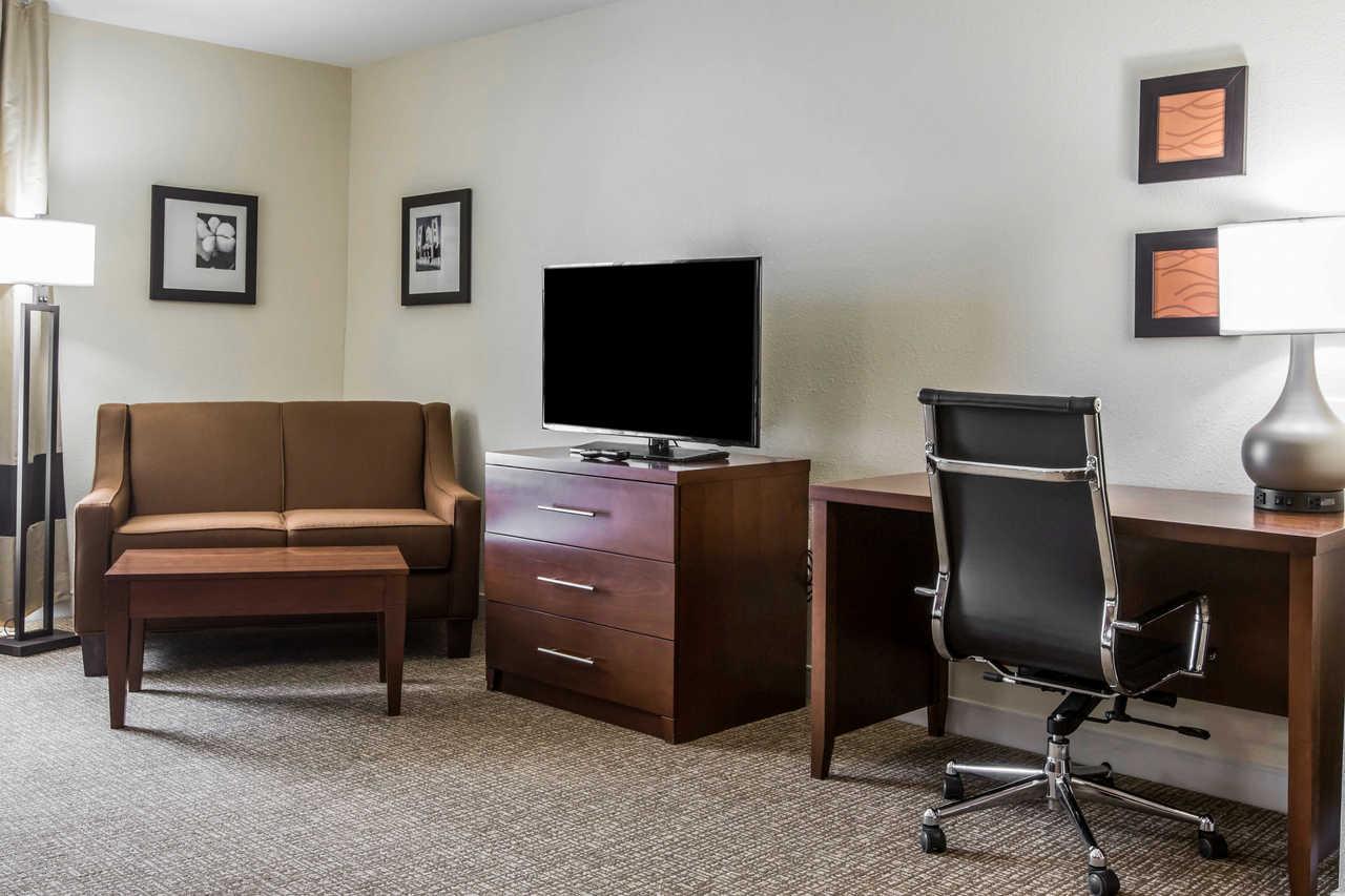 Comfort Inn & Suites Macon West Bagian luar foto